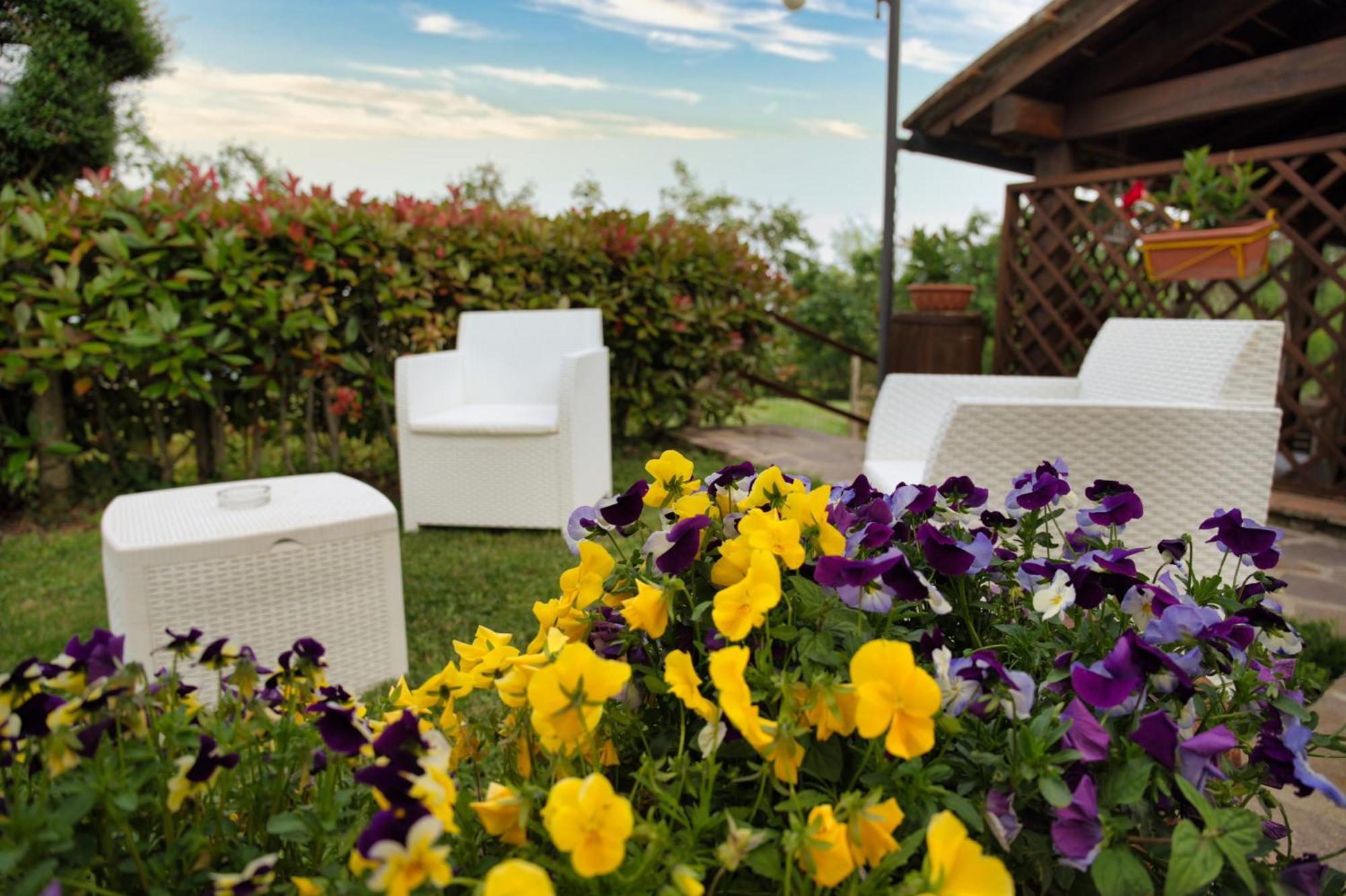 Agriturismo Biagiotti أبّادييا سان سالفاتور المظهر الخارجي الصورة